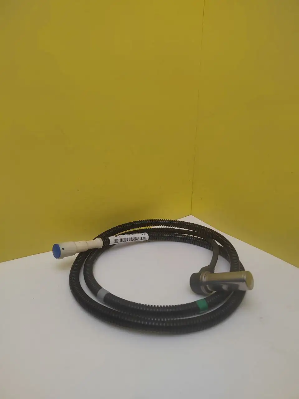 Датчик ABS угловой L-1400 RVI 0486000039000