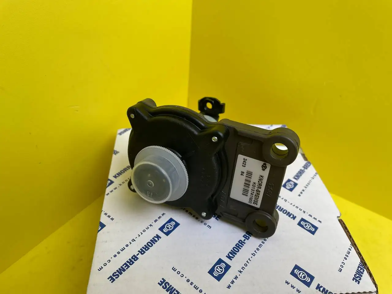 Кран уровня пола электрический VOLVO K013741N00