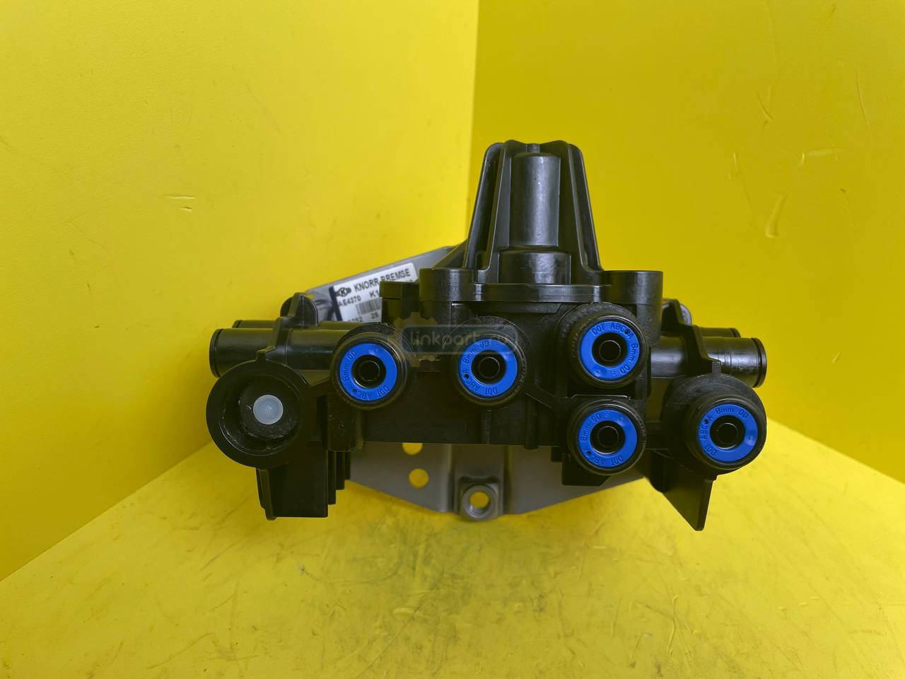 Кран растормаживания KNORR K141700N00