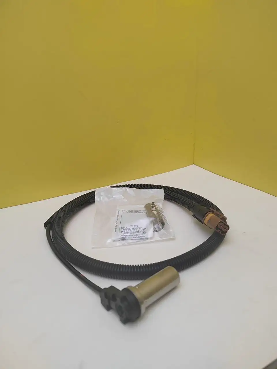 Датчик АBS угловой L-1000 передний MAN K144331K50